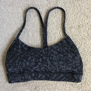 Lululemon Flow Y Bra *Light Support, A-C Cups, Size 2